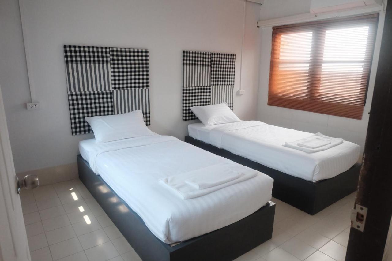 Eden Hotel Bangsean Ban Laem Thaen Buitenkant foto